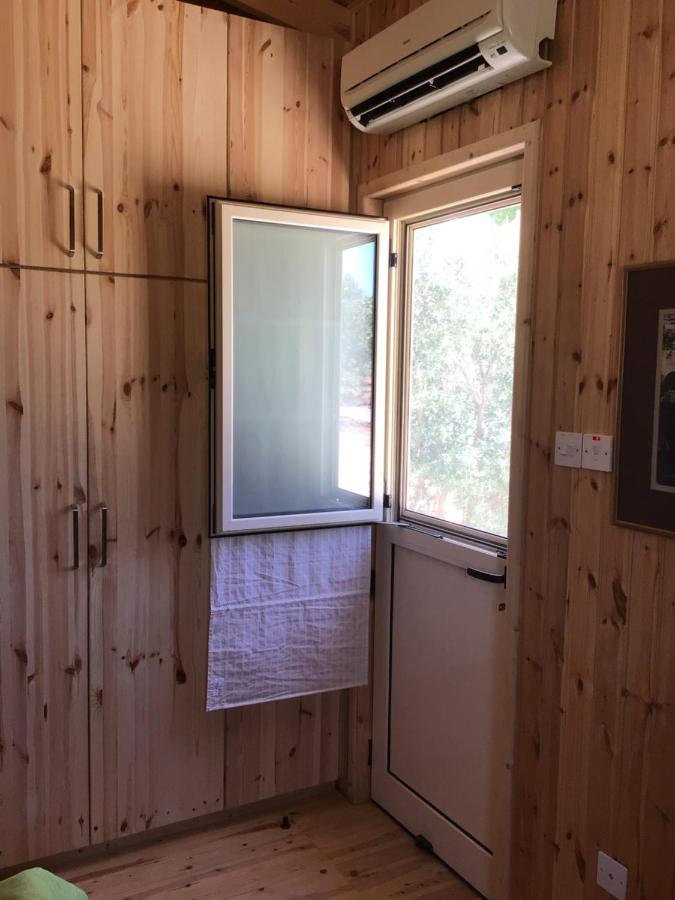 Pervolaris Cottages 2 Goudhi エクステリア 写真