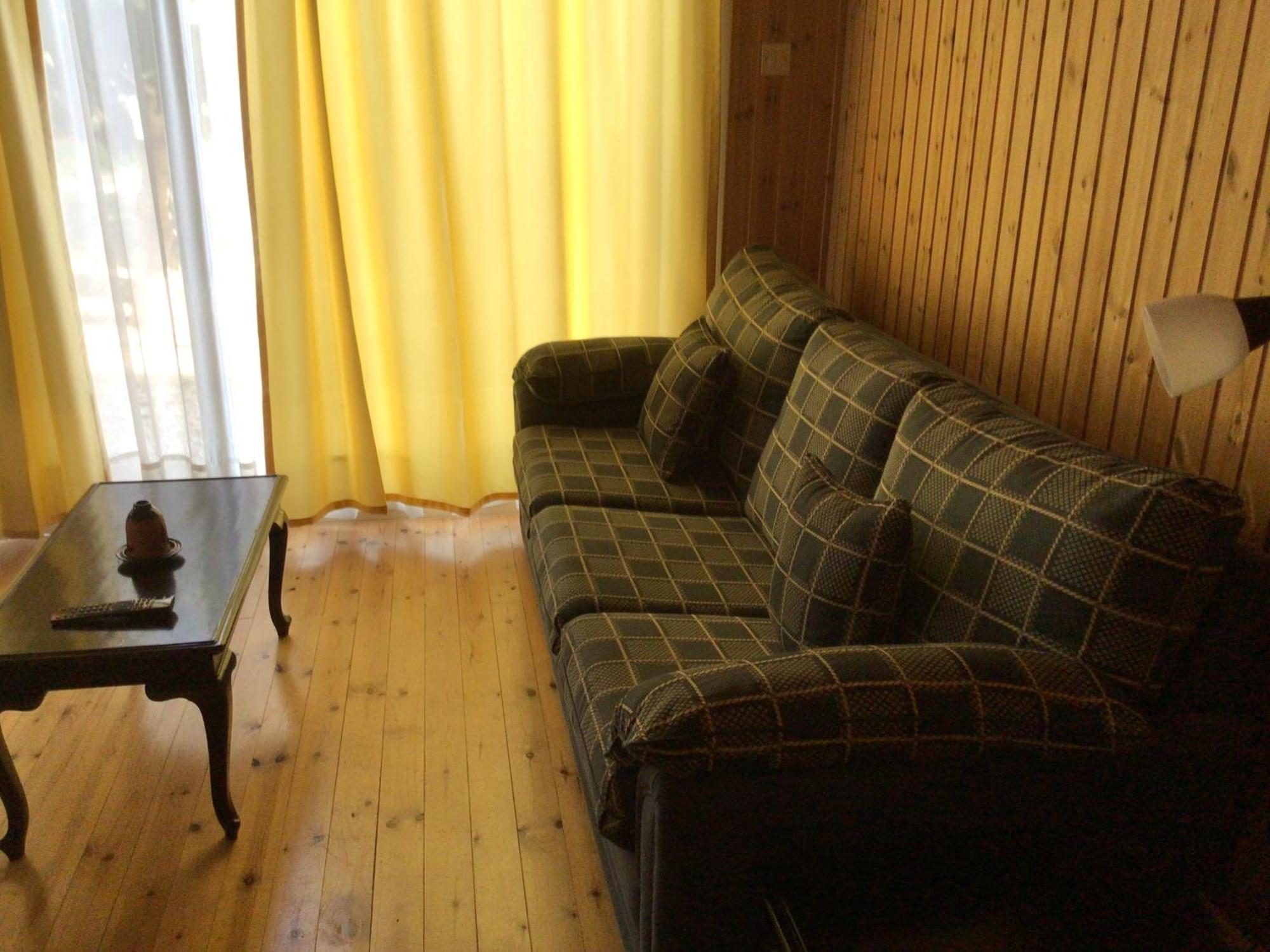 Pervolaris Cottages 2 Goudhi エクステリア 写真